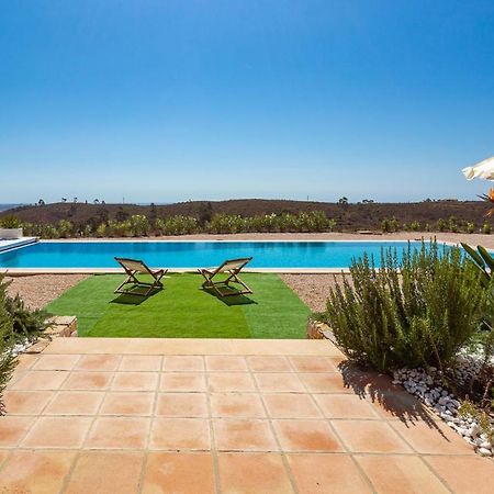 Corte Velada Guest House By Lovelystay Lagos Luaran gambar