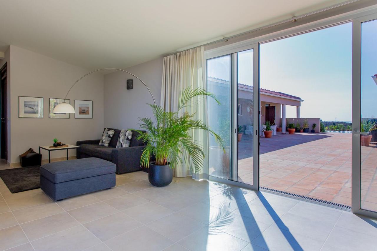 Corte Velada Guest House By Lovelystay Lagos Luaran gambar