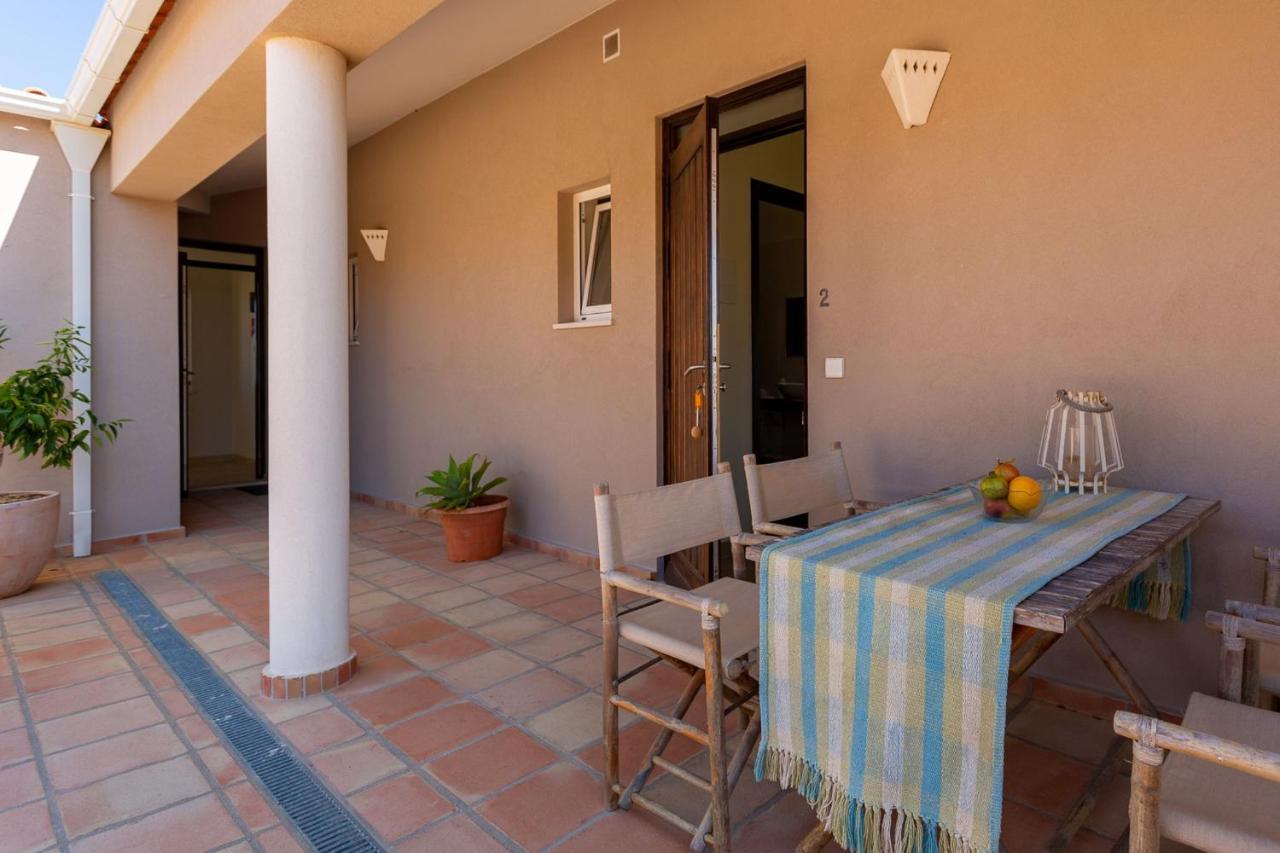 Corte Velada Guest House By Lovelystay Lagos Luaran gambar
