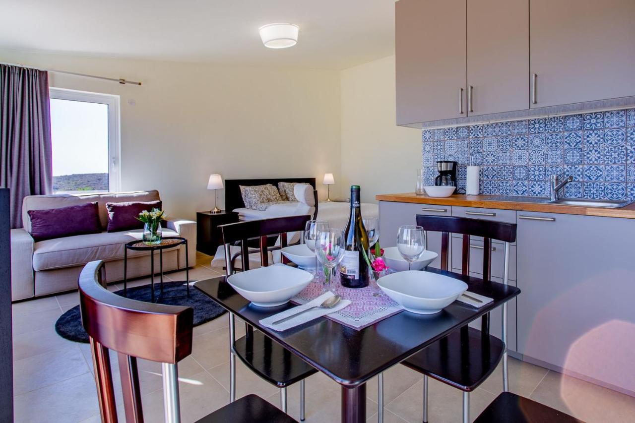 Corte Velada Guest House By Lovelystay Lagos Luaran gambar